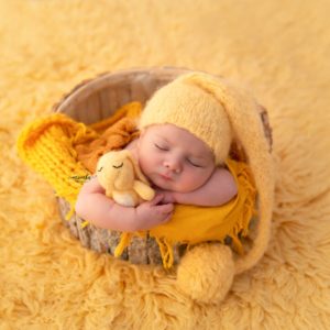 Gorrito dormilon con pompon - Thumbnail Image 2