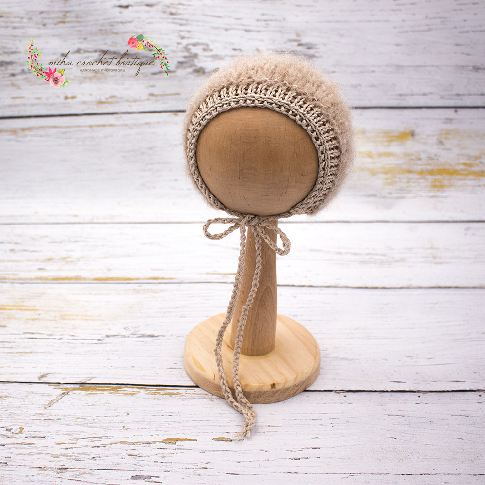 Gorrito tejido a mano talla newborn - Imagen 9