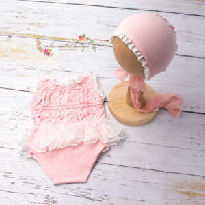 BODY CON VOLANTE Y CAPOTA ROSA NEWBORN