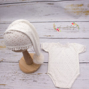 BODY CON GORRITO DORMILON CON POMPON NEWBORN