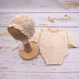 BODY CON CAPOTA TALLA NEWBORN